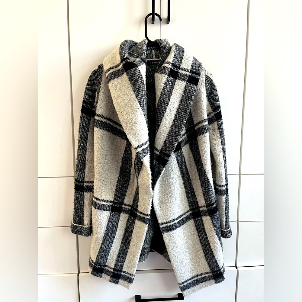 Le Chateau chequered sweater/coat